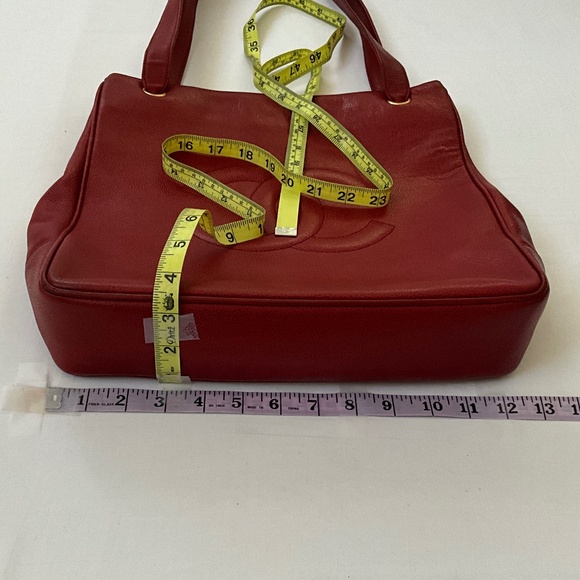 CHANEL Vintage CC Caviar Leather Shoulder Tote Red - Picture 16 of 16